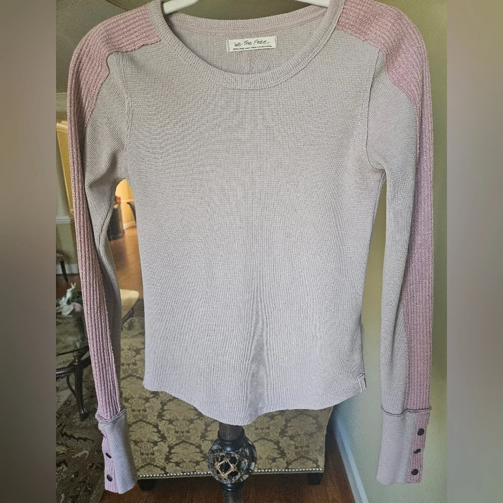 NWOT FREE PEOPLE We the Free Top Womens Tasha Thermal PinkTwo Tone Snap Cuffs - Picture 7 of 10